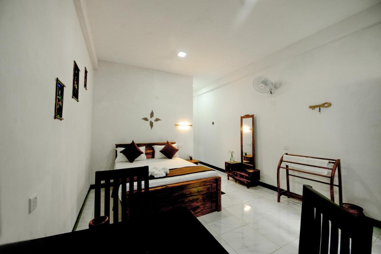 Dambulla Kings Inn Buitenkant foto