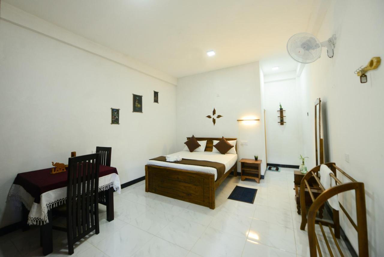 Dambulla Kings Inn Buitenkant foto